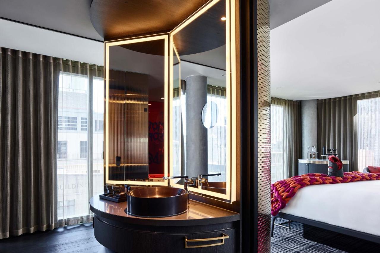 W Melbourne Exterior foto A bathroom at the hotel